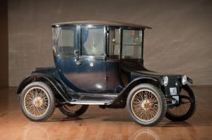Detroit Electric Model 75B Brougham